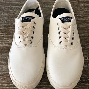 Sperry’s Captain’s CVO Women’s Sneakers size 7.5